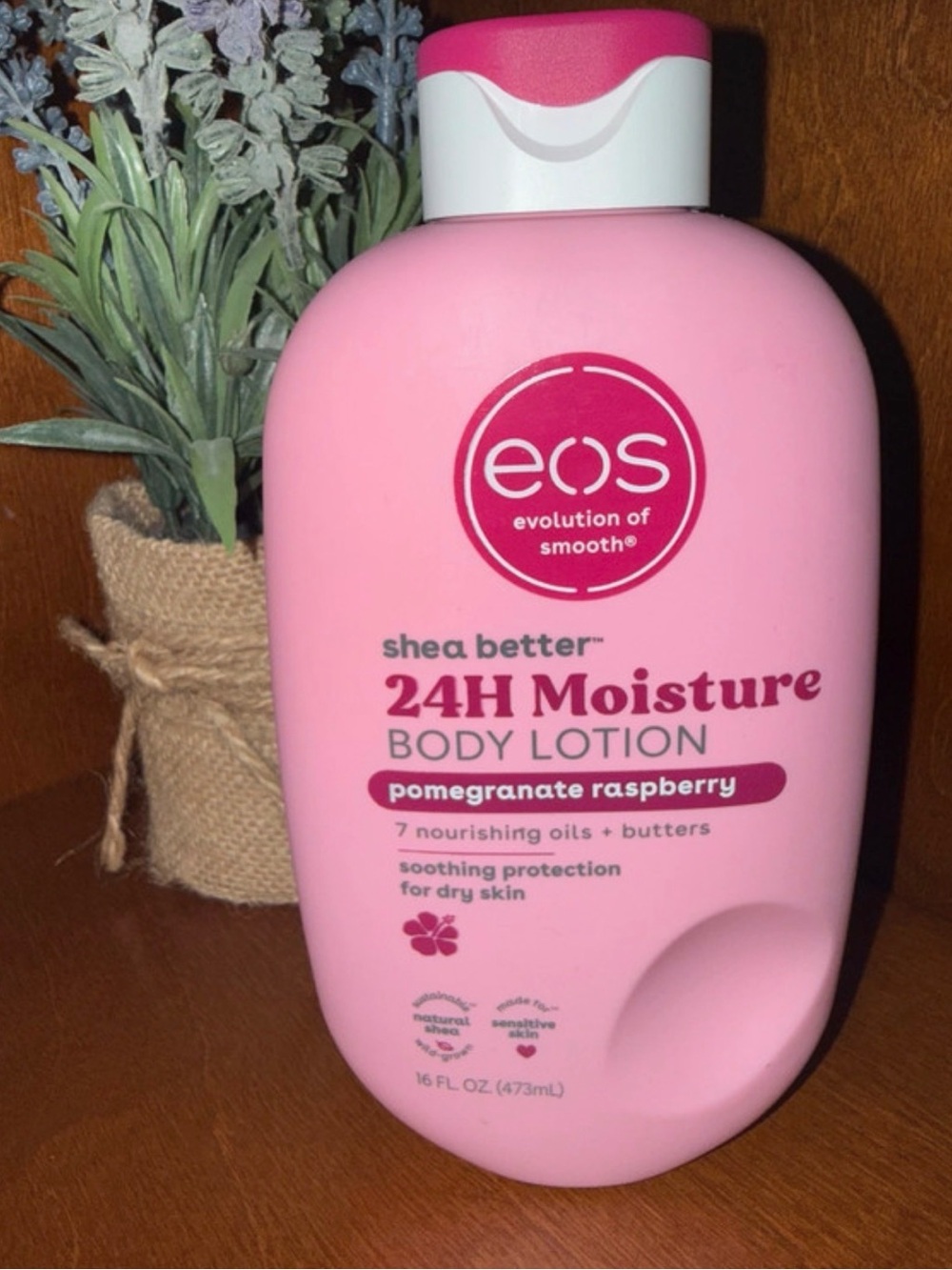 eos Pink Pomegranate Raspberry 24H Moisture Body Lotion